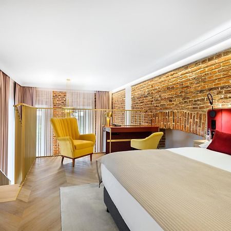 Golden Queen Deluxe Jacuzzi Apartments - Old Town Krakow Ngoại thất bức ảnh
