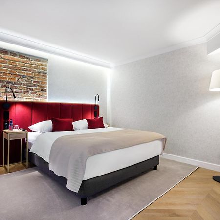 Golden Queen Deluxe Jacuzzi Apartments - Old Town Krakow Ngoại thất bức ảnh